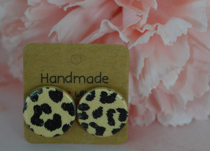 Essence studs - Wild Glam Grande