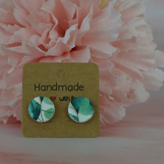 Essence studs - Emerald Whisper